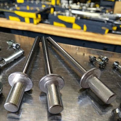 밀폐 끝 모든 철 닫힌 끝 둥근 머리 블라인드 리베트 경쟁력있는 가격